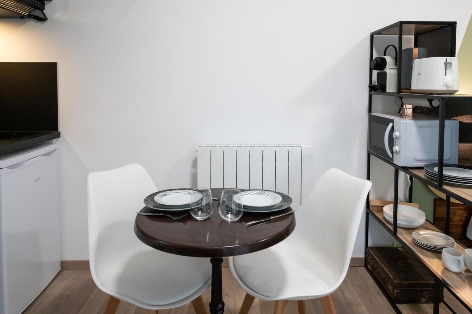 Suite Kella Tassin - Beau Studio Renove Extérieur photo