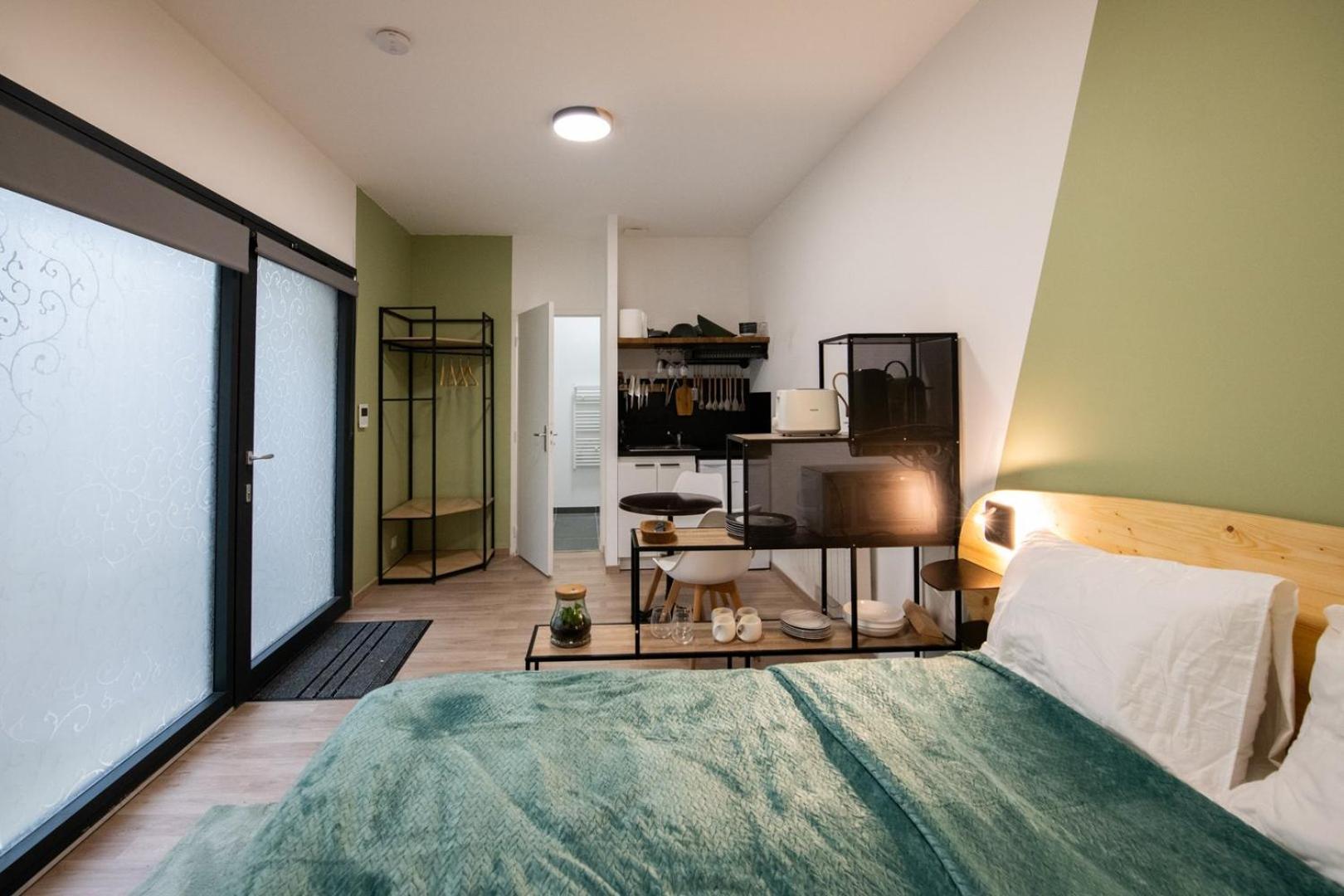Suite Kella Tassin - Beau Studio Renove Extérieur photo